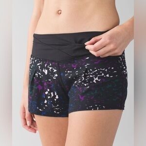 Lululemon Free Flow Short
Shadow Wrap Multi / Black size 10